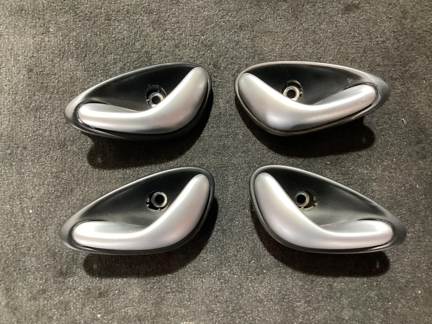2005, Holden, Commodore, Commodore, interior door handle set