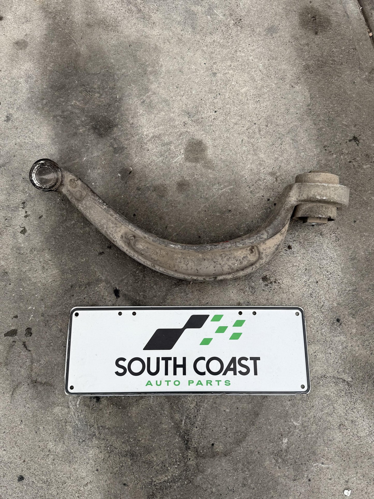 Audi A4 B8 WAUZZ8K9AA071441 Right Rear Lower Control Arm 8K0407696E