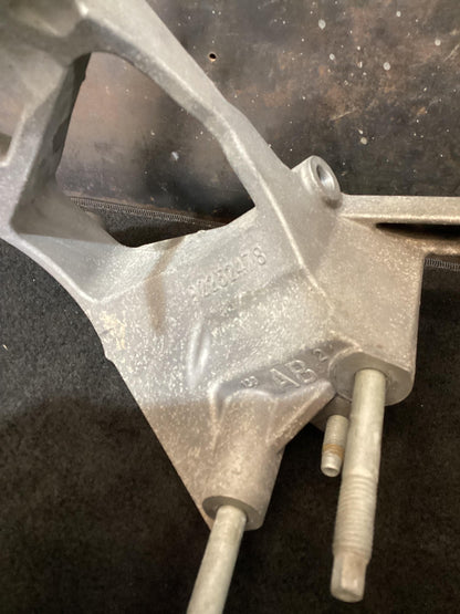 Holden Commodore VE  Alternator Bracket 92252478