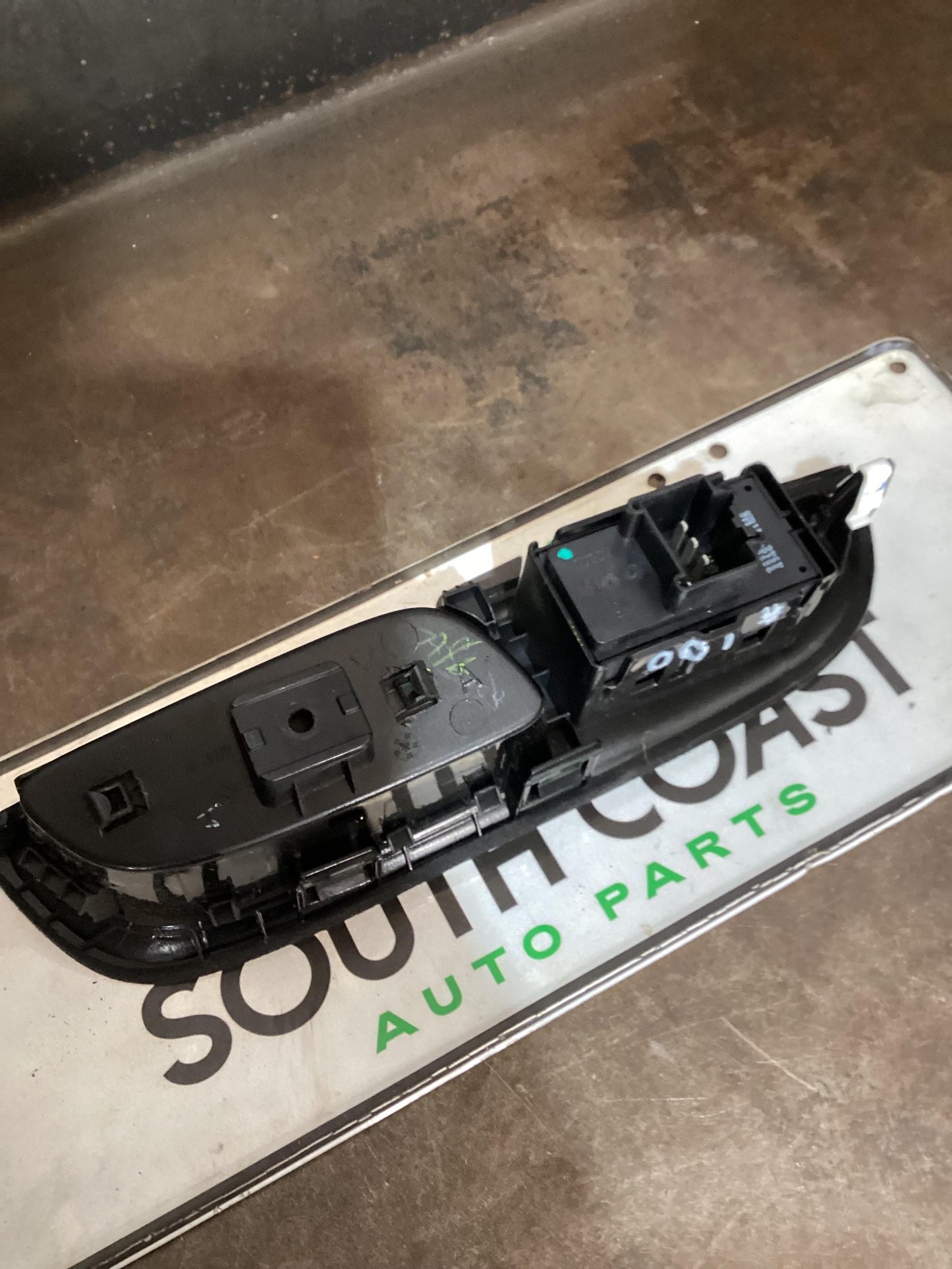 Holden Commodore VF  Right Rear Window Switch