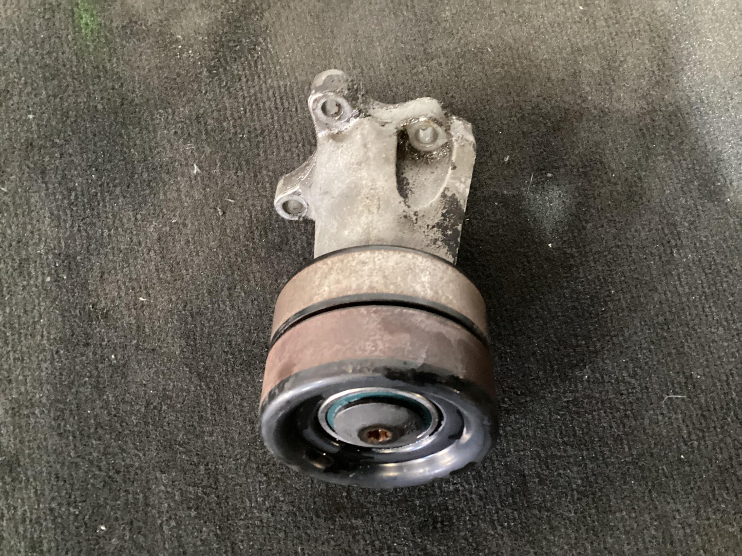 2001 Holden Commodore Idler Pulley L67