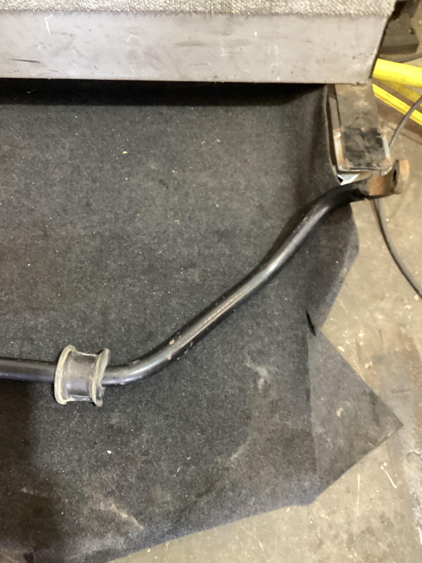 2006 - 2010 Holden Commodore VE  Front Sway Bar