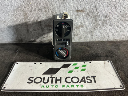 Holden Commodore VR 6H8VRK19HSL781543 Heater/AC Controls 92027985