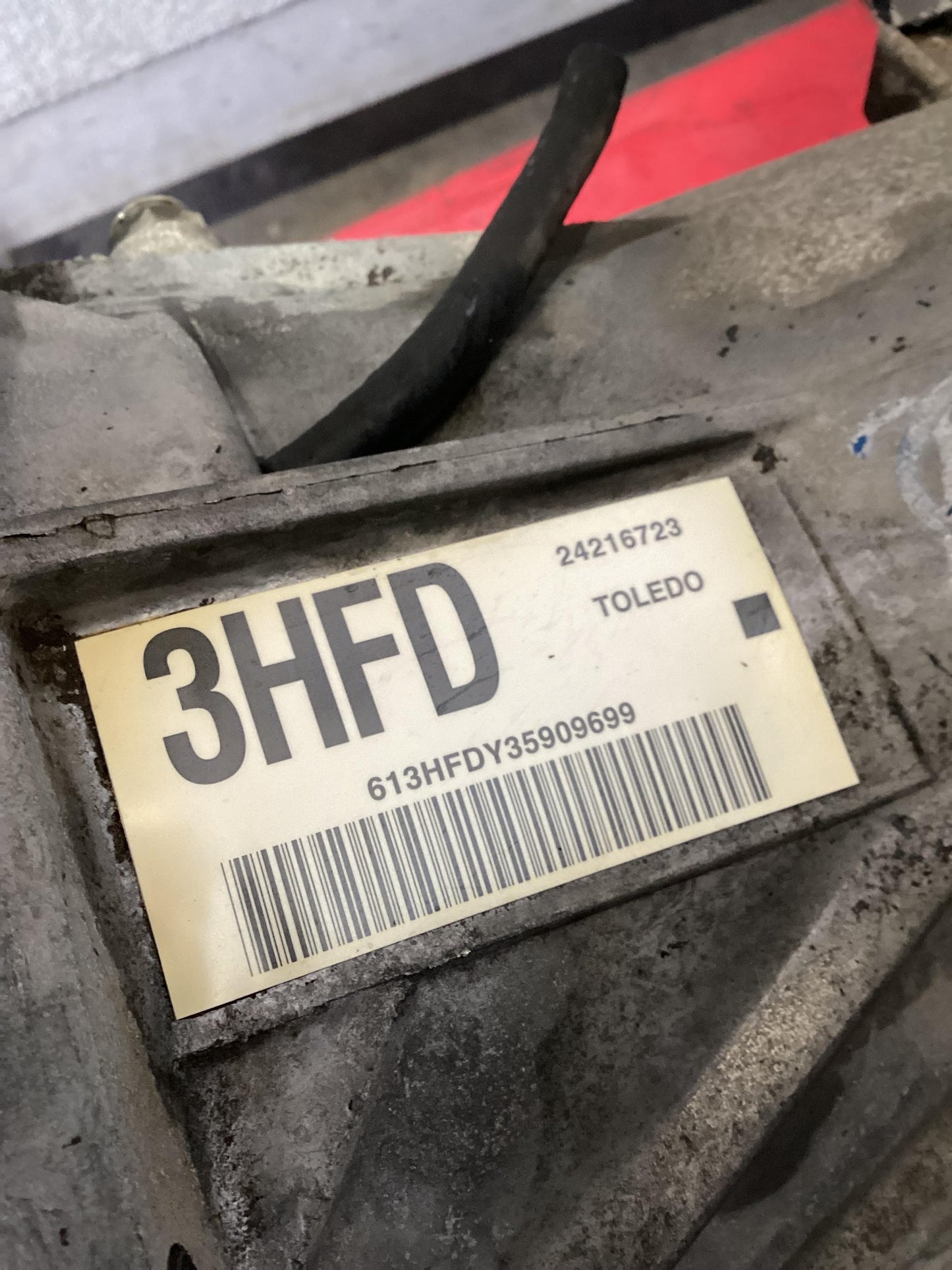 Holden Commodore VY  Transmission 613hfdy35909699
