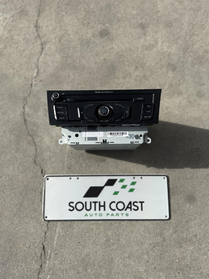 Audi A4 B8 WAUZZ8K9AA071441 Stereo Head Unit 8T2035195AA