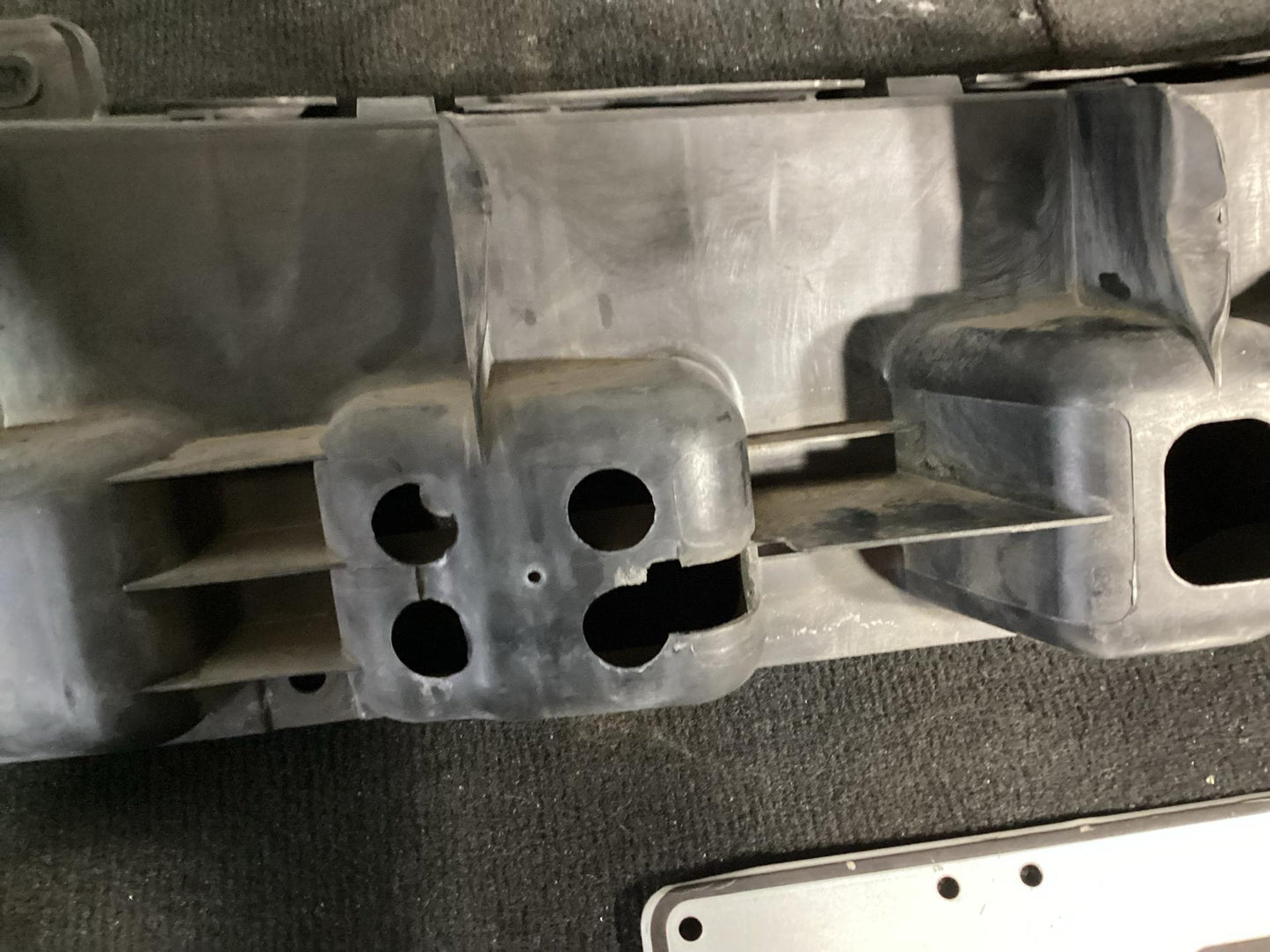 Holden Commodore   Front Bar Absorber 92249093