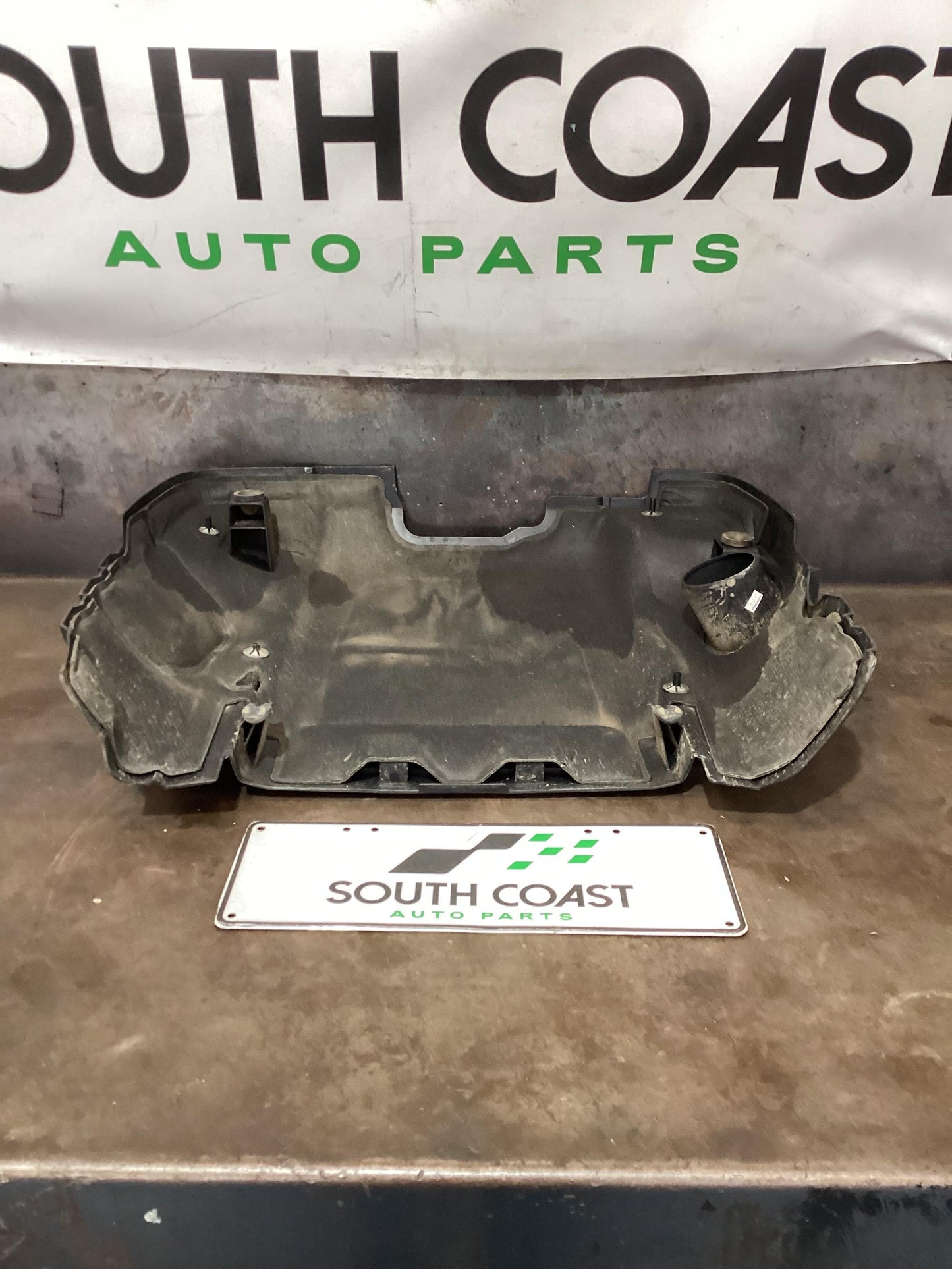 Holden Commodore VE  Engine Cover