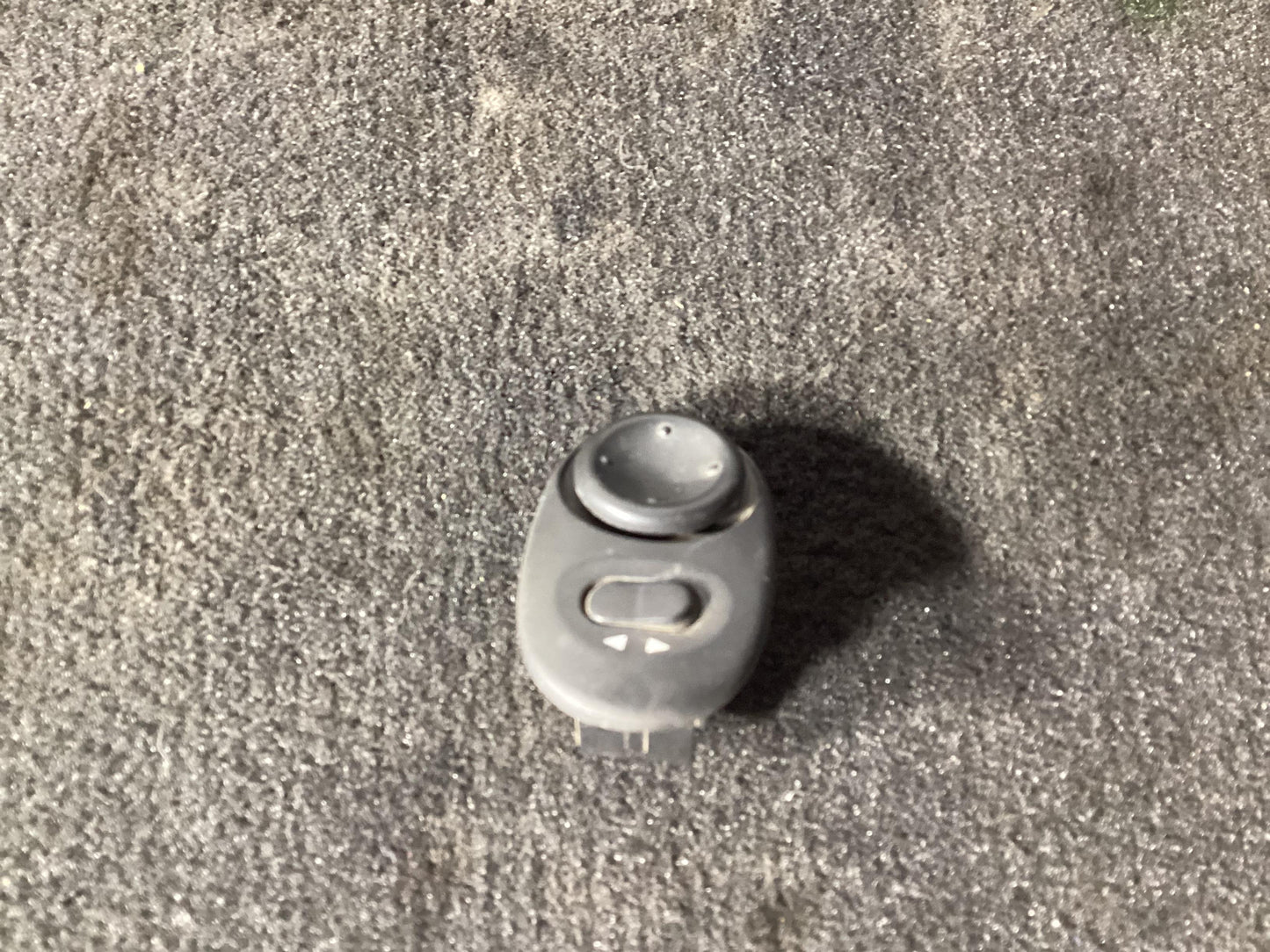 Holden Commodore VU  Mirror Adjuster Switch 92086467