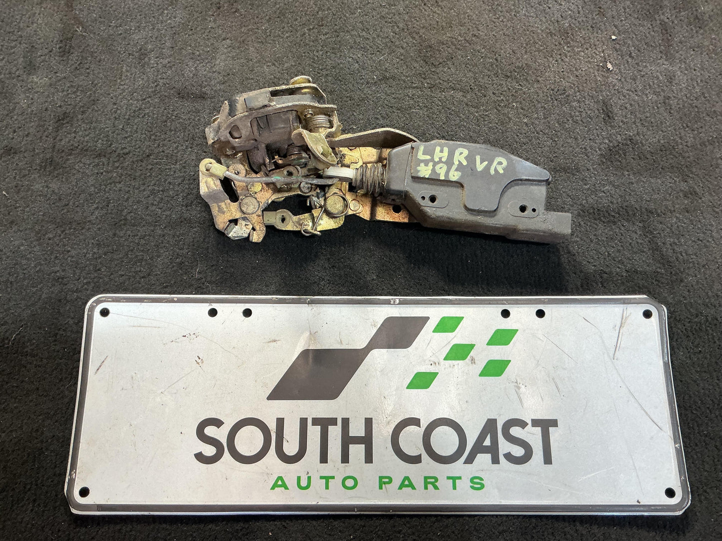 Holden Commodore VR 6H8VRK19HSL781543 Left Rear Door Lock Actuator 90229915