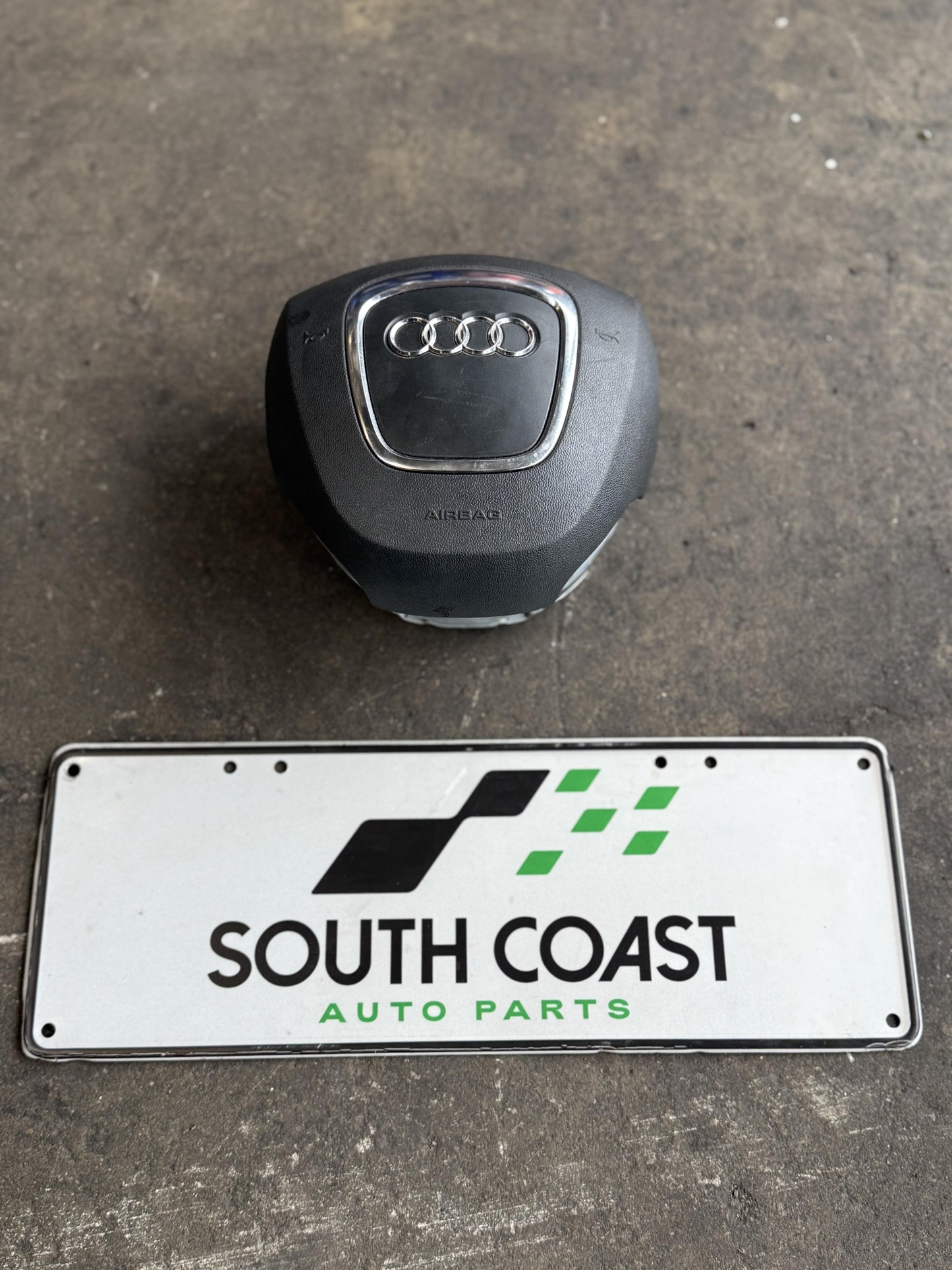 Audi A4 B8 WAUZZ8K9AA071441 Right Front Airbag 8K0880201A