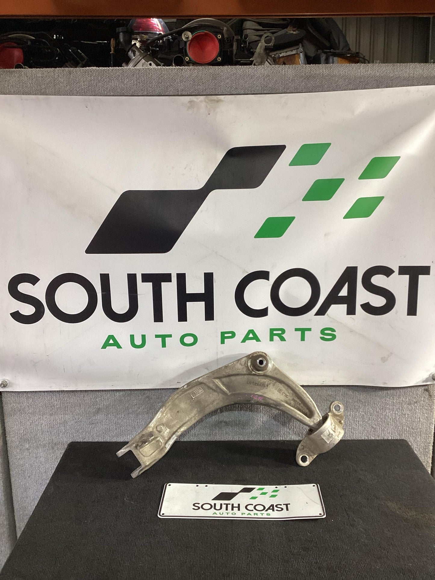Holden Commodore VF  Left Rear Upper Control Arm 92294161