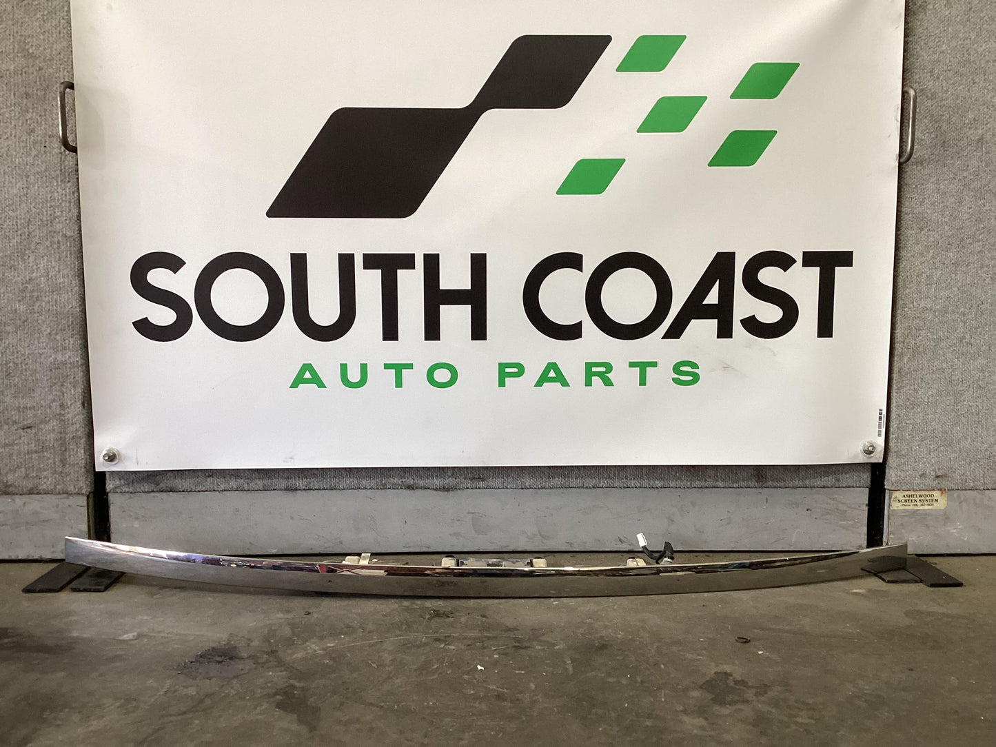 Holden Commodore VE  Tailgate Garnish 92239450