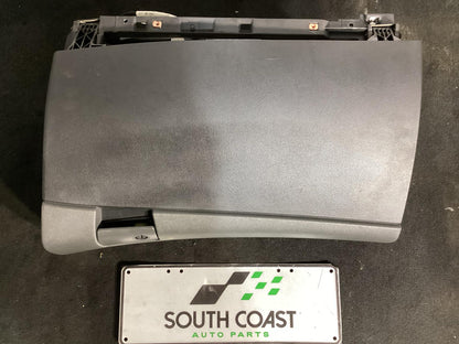 Holden Commodore   Glove Box 92261399
