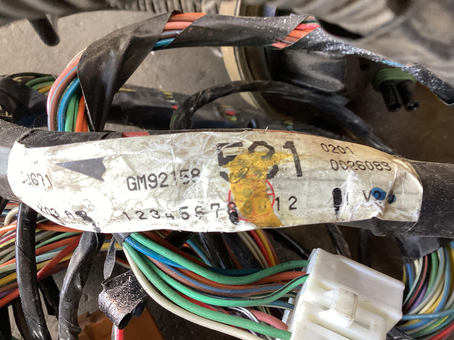 2002 - 2004 Holden Commodore VY  Engine Wiring Harness 92158531