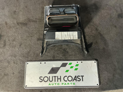 Holden Commodore VY  Rear Vent