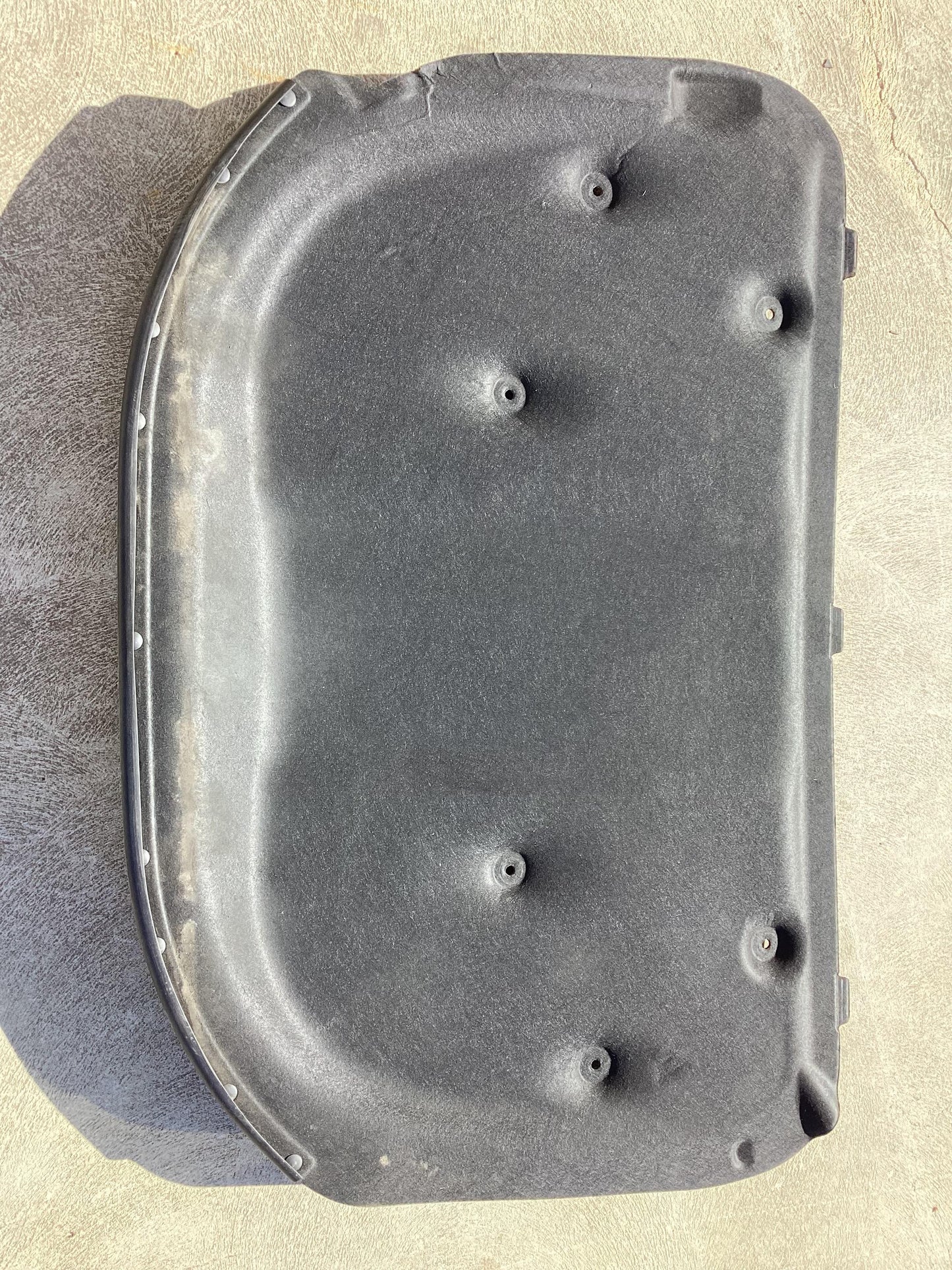 2015 Holden Calais VF  Bonnet Pad
