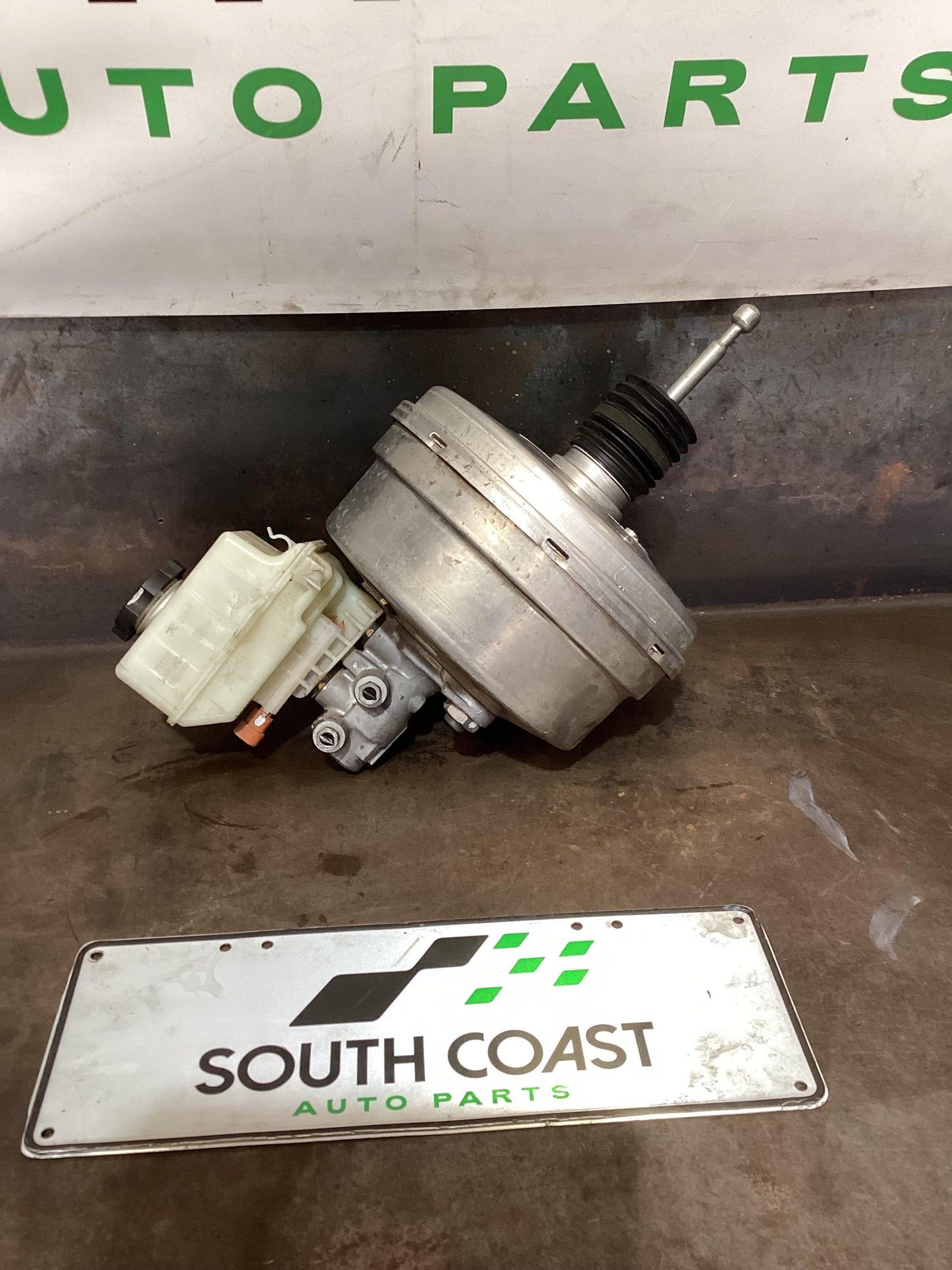 Holden Commodore VF  Brake Booster