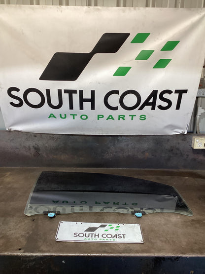 Holden Colorado RG  Right Front Door Window