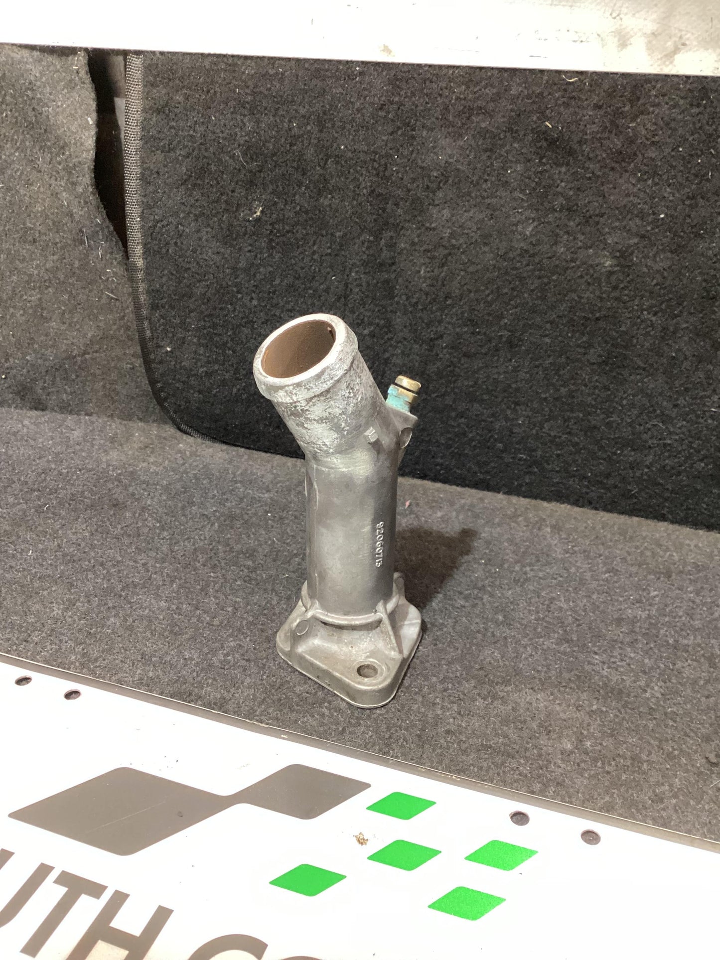 Holden Commodore VR  Thermostat Housing Water Pipe 92060713