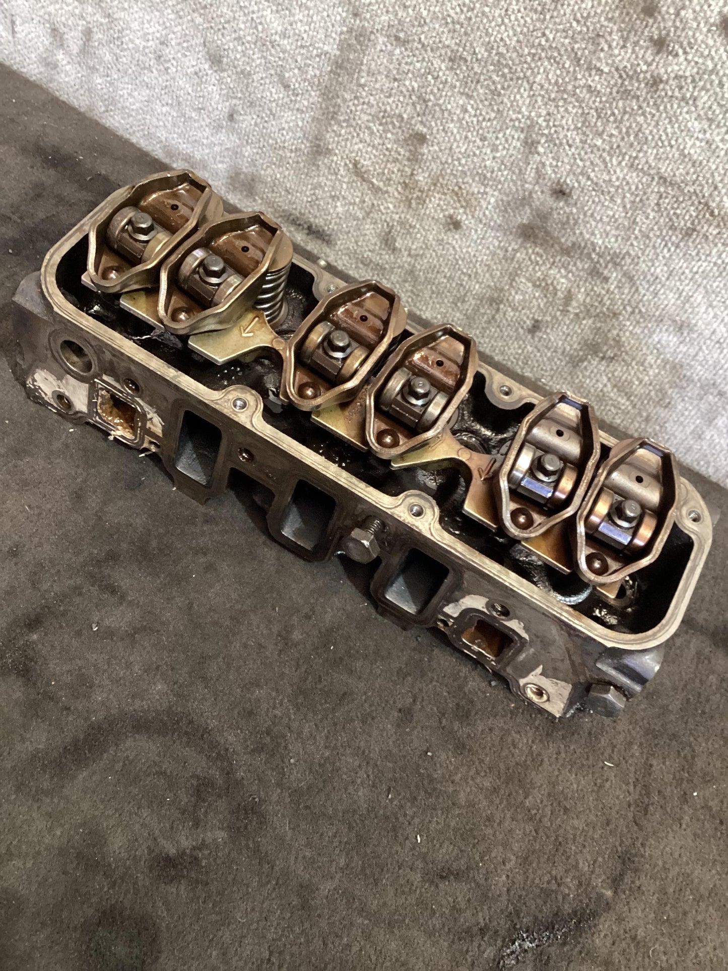 Holden Commodore VR 6H8VRK19HSL781543 Right Cylinder Head