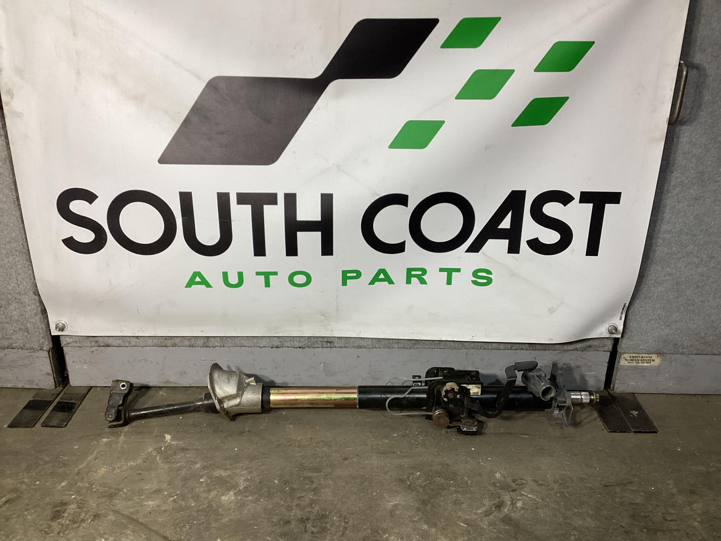 2001 Holden Commodore VU  Steering Column