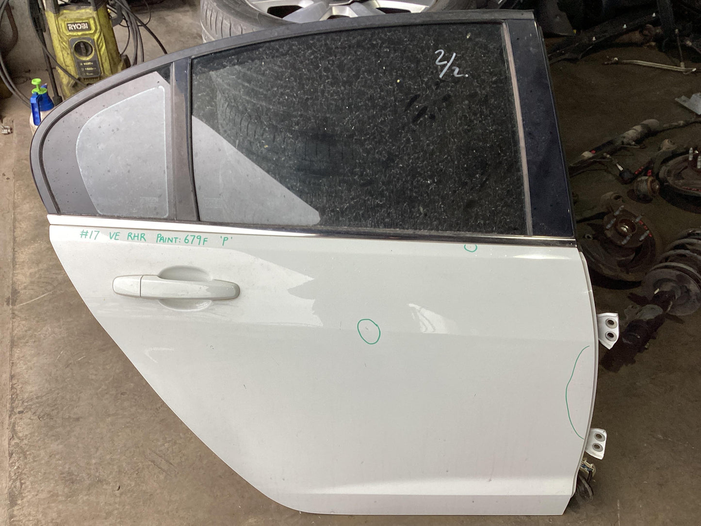 2008 - 2008 Holden Commodore   Right Rear Door VESEDANRIGHTREARDOORPAINT679F