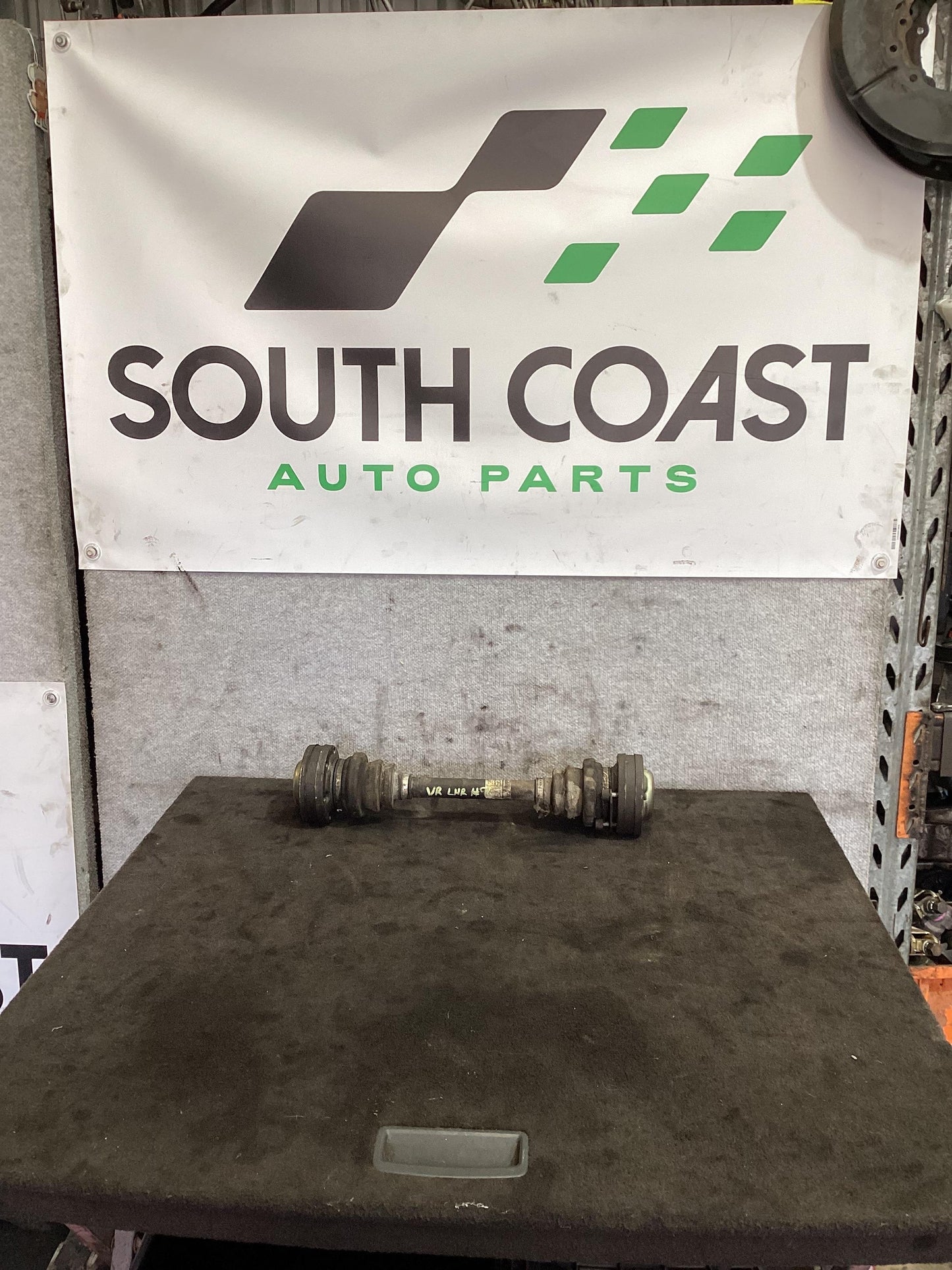 Holden Commodore VR 6H8VRK19HSL781543 Right Driveshaft DC4794