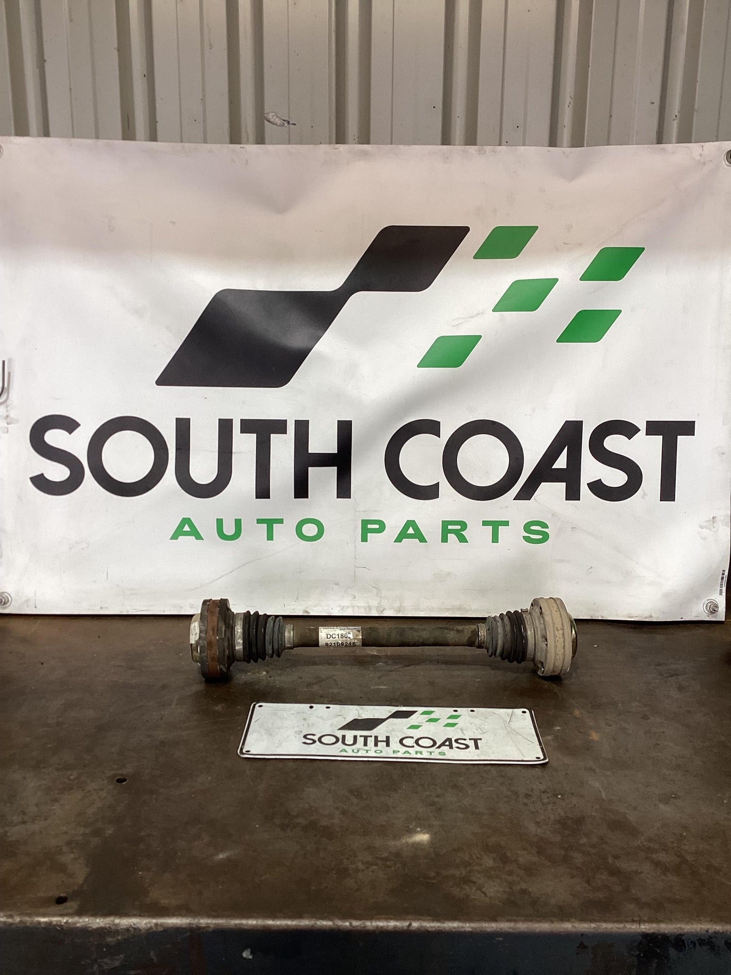 Holden Commodore VY  Right Driveshaft 92109215