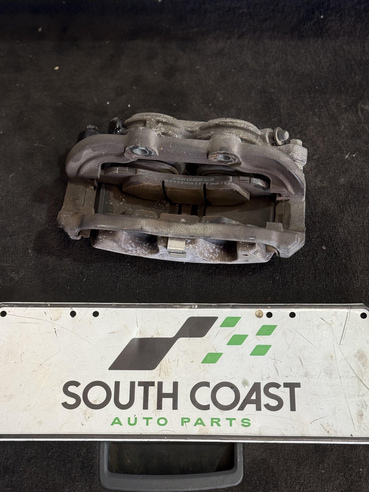 Holden Commodore VZ  Right Front Caliper K247037C6