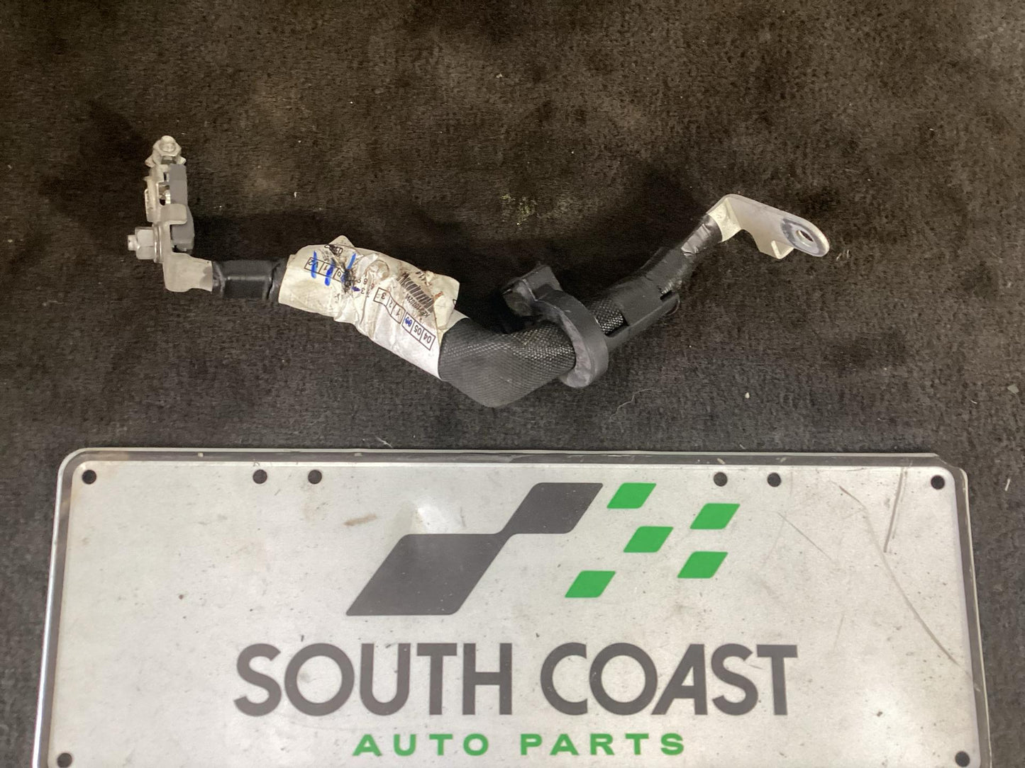 Holden Commodore   Battery Terminal 92222414