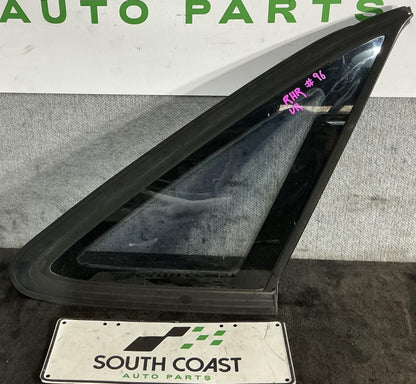 Holden Commodore VR 6H8VRK19HSL781543 Right Rear Quarter Door Glass 92044403