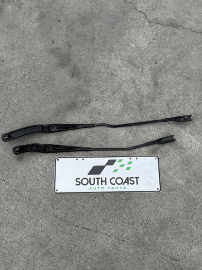 Audi A4 B8 WAUZZ8K9AA071441 Wiper Arm Pair 8K2955407