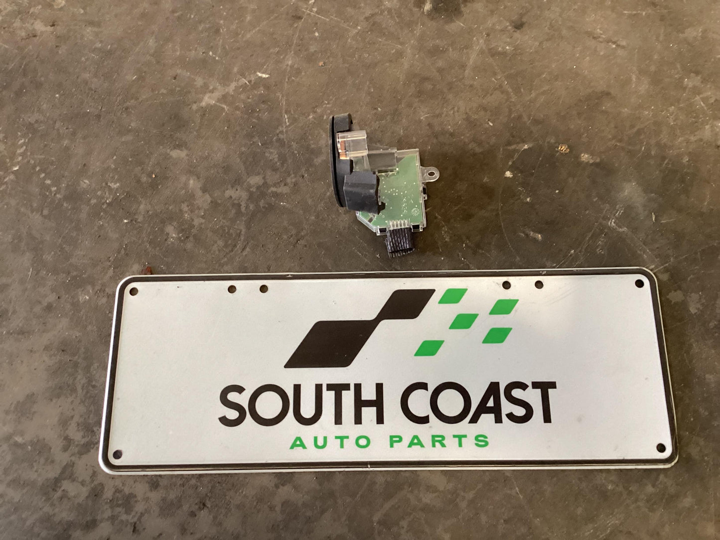 Holden Commodore VE  Key Reader