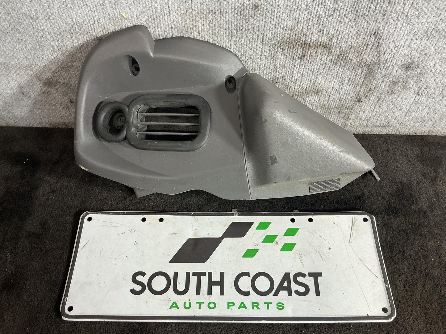 Holden Commodore VR 6H8VRK19HSL781543 Dash End Left 92041153
