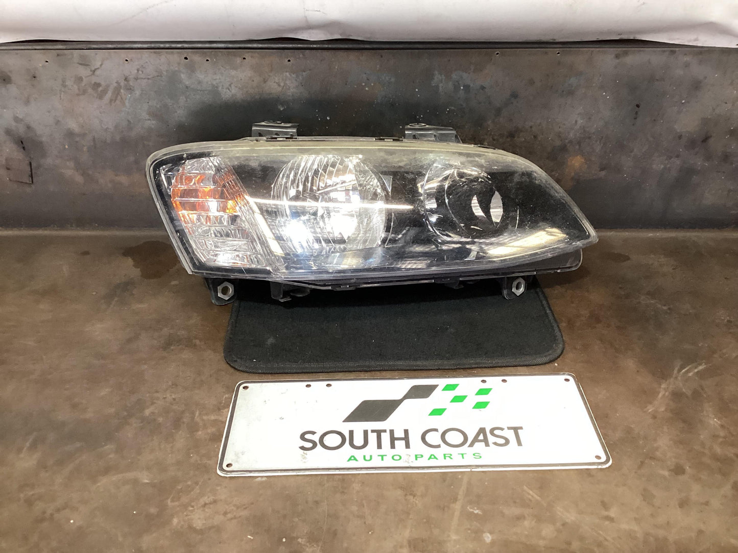 Holden Commodore VE  Right Headlight