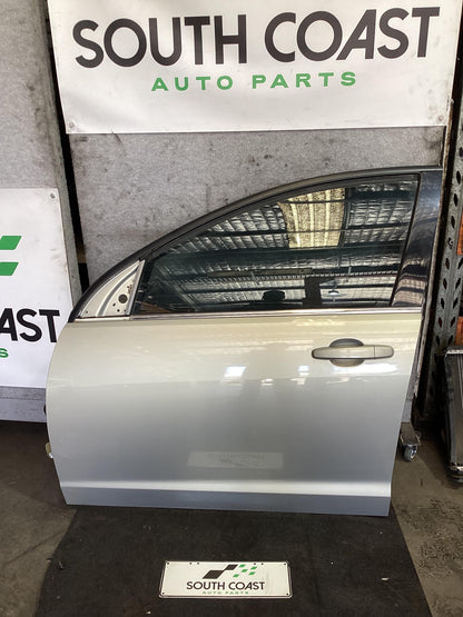Holden Commodore VE 6G1EK5E79BL526529 Left Front Door