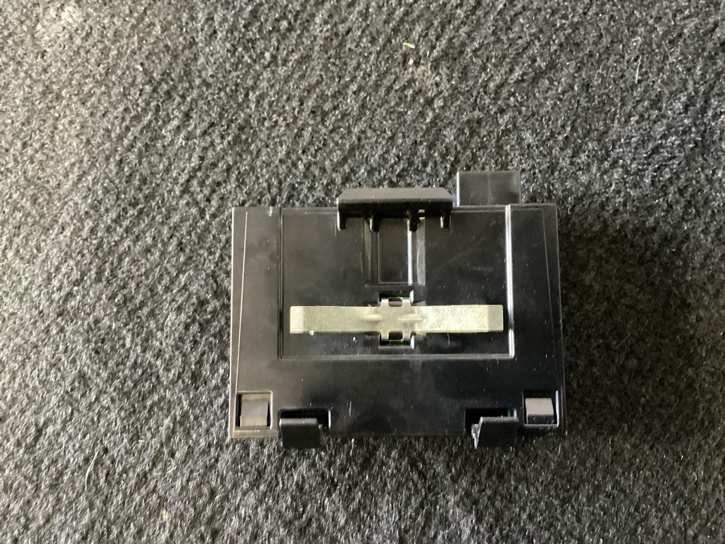2006 - 2010 Holden Commodore VE  Remote Function Actuator  25808838