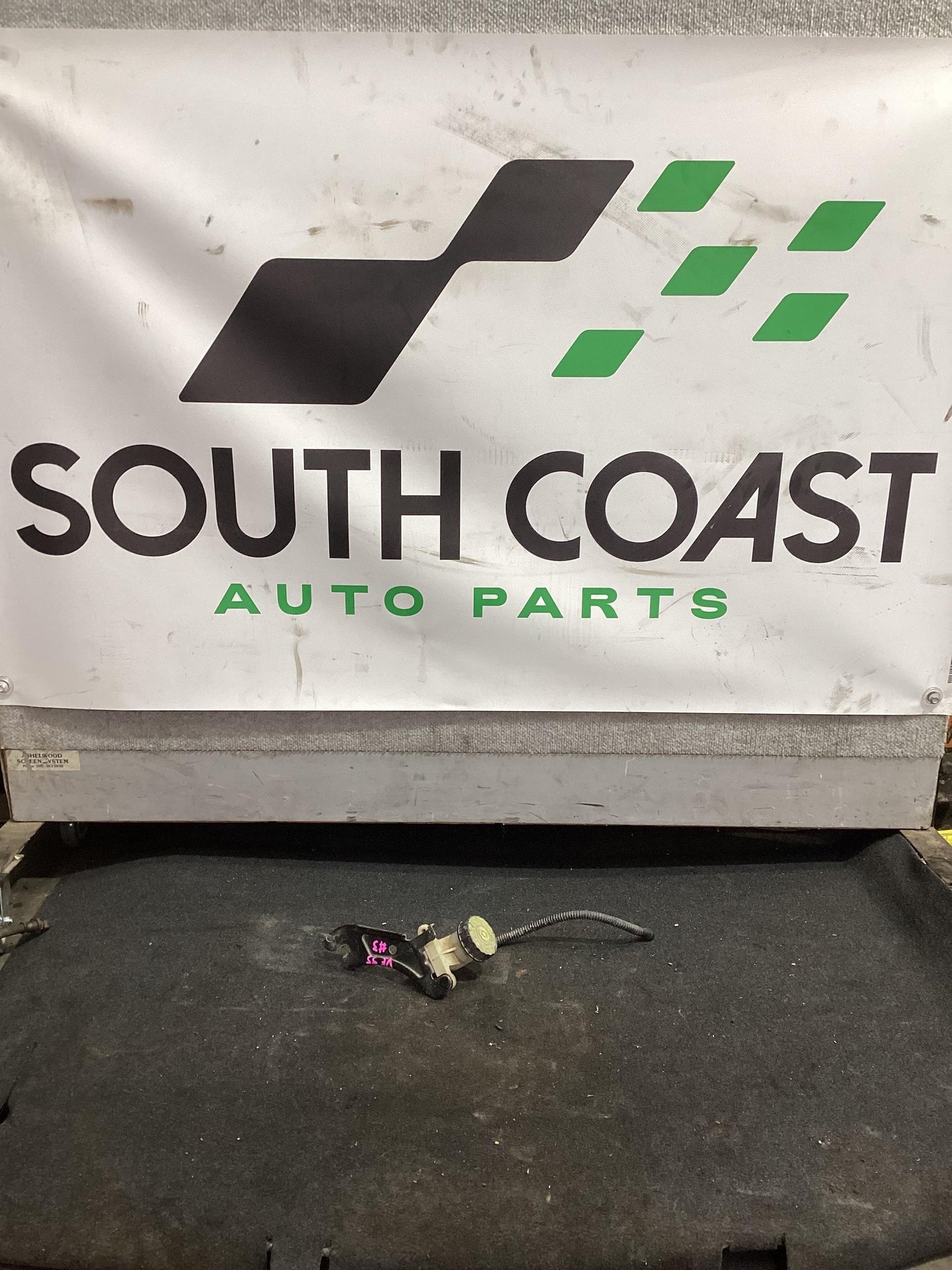 2006 - 2010 Holden Commodore VE  Clutch Reservoir Bottle