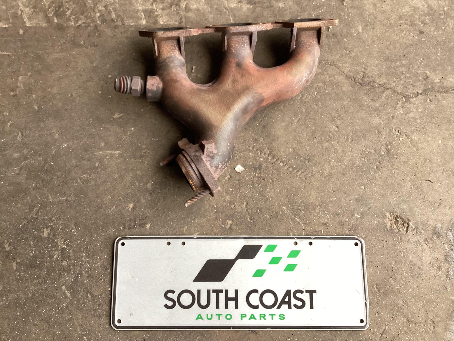 2002 - 2004 Holden Commodore VY 6G1YL54A94L196501 Exhaust Manifold 92066179