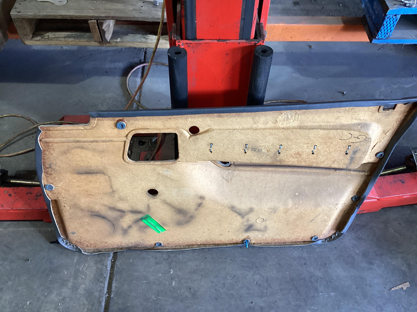 1988 - 1991 Holden Commodore VN  Front Door Trim
