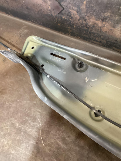 Volkswagen Amarok   Radiator Support