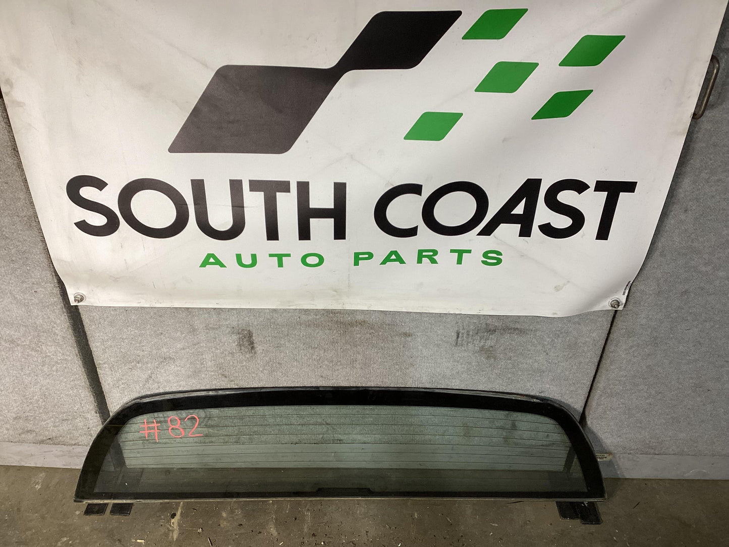 2001 Holden Commodore VU  Rear Screen Window