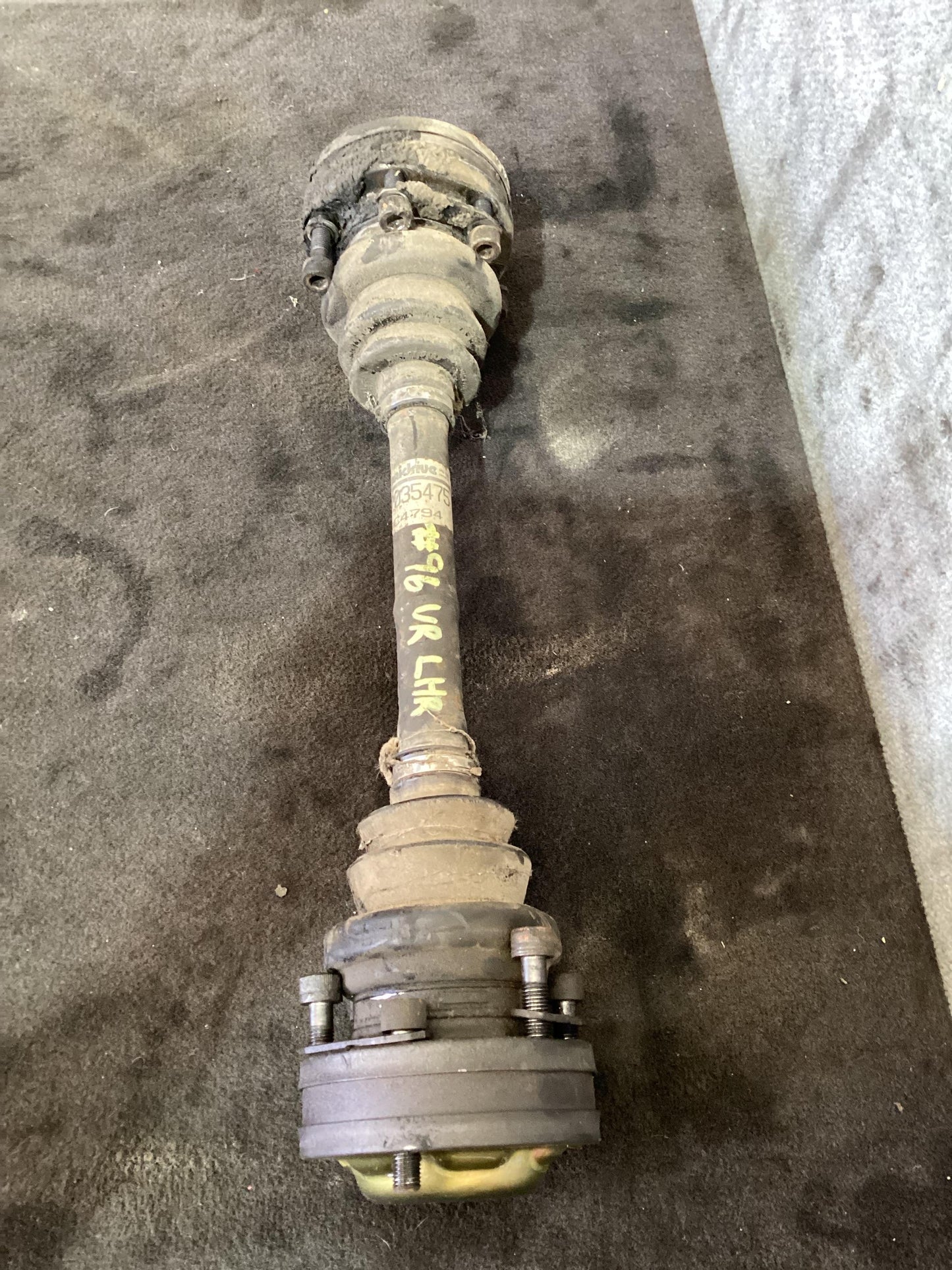 Holden Commodore VR 6H8VRK19HSL781543 Left Drive Shaft DC4794