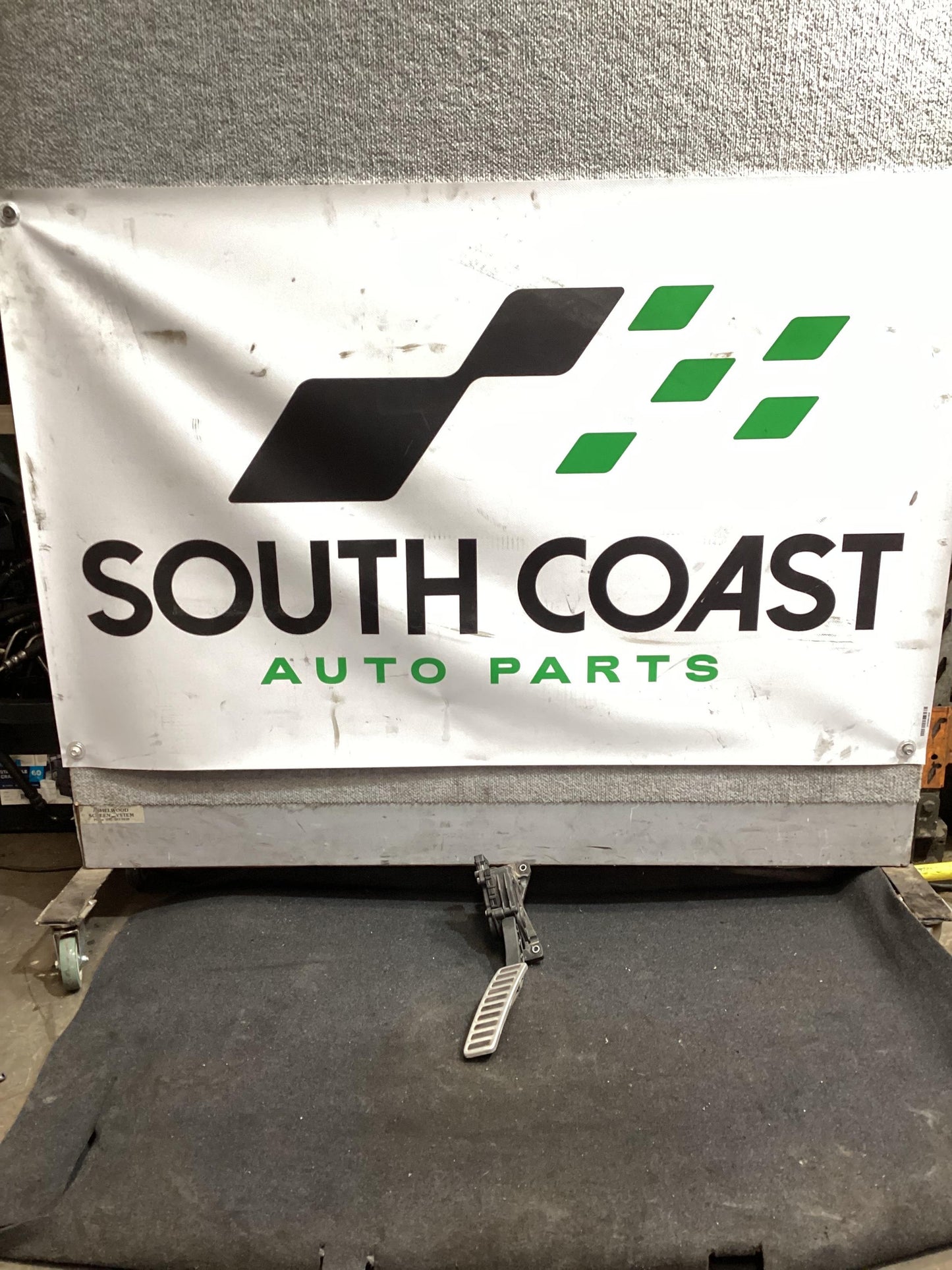 2006 - 2010 Holden Commodore VE  Accelerator Pedal 92165105