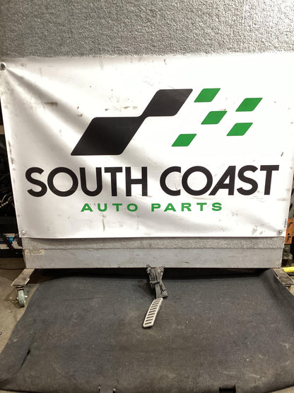 2006 - 2010 Holden Commodore VE  Accelerator Pedal 92165105