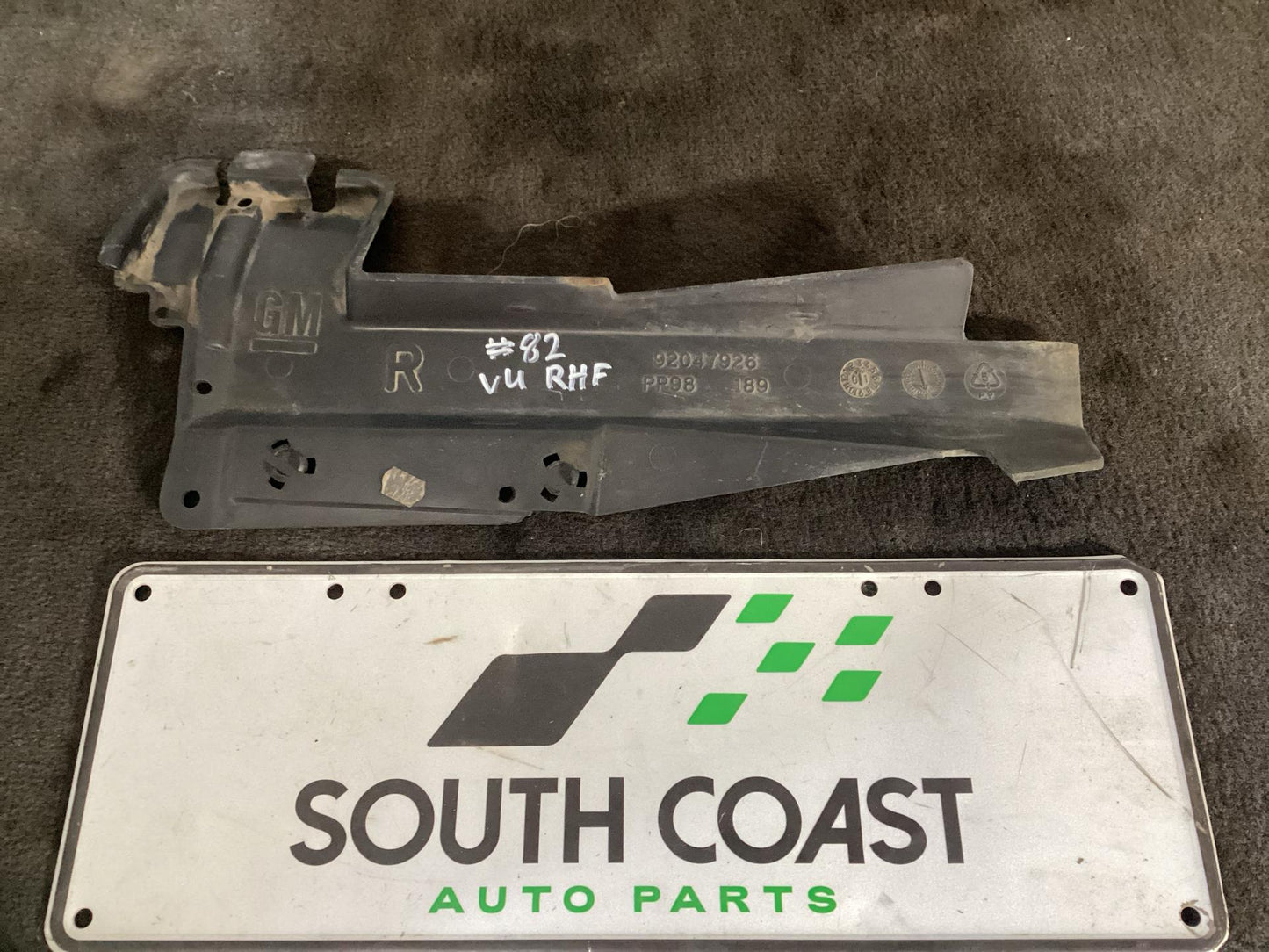 Holden Commodore VU  Right Radiator Air Guide