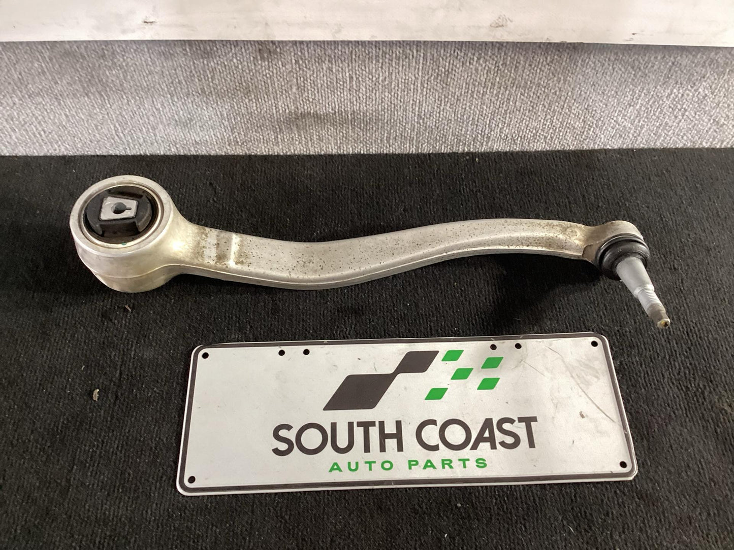 Holden Commodore VF  Left Front Lower Control Arm 92253881