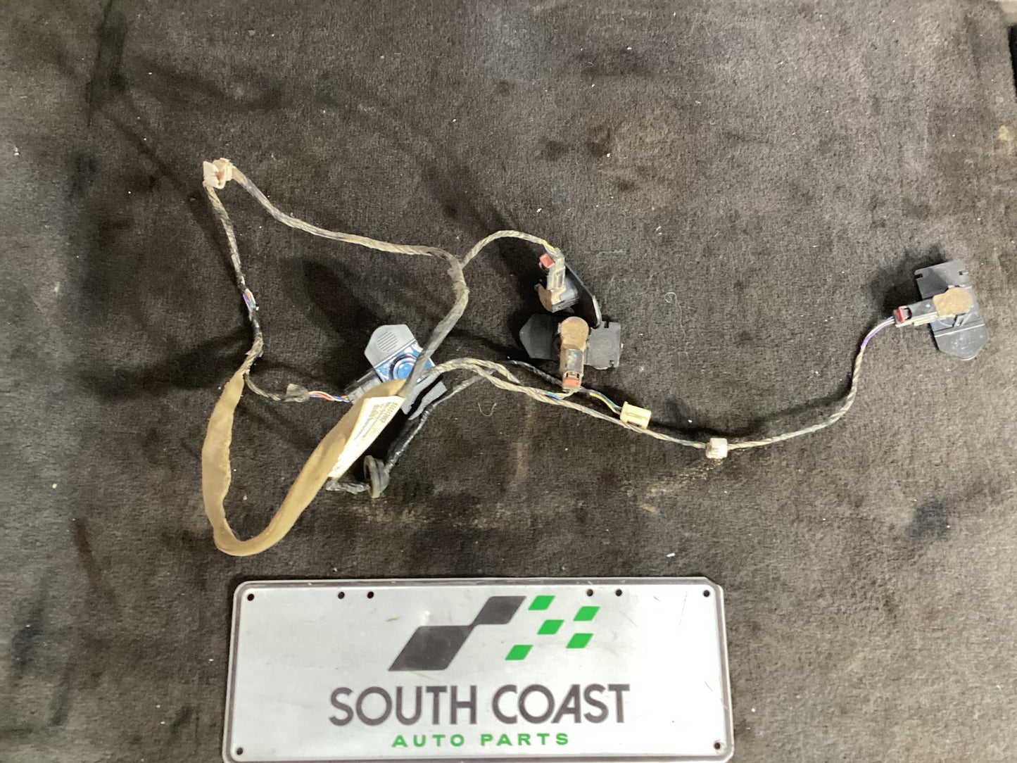 Holden Commodore   Parking Sensor