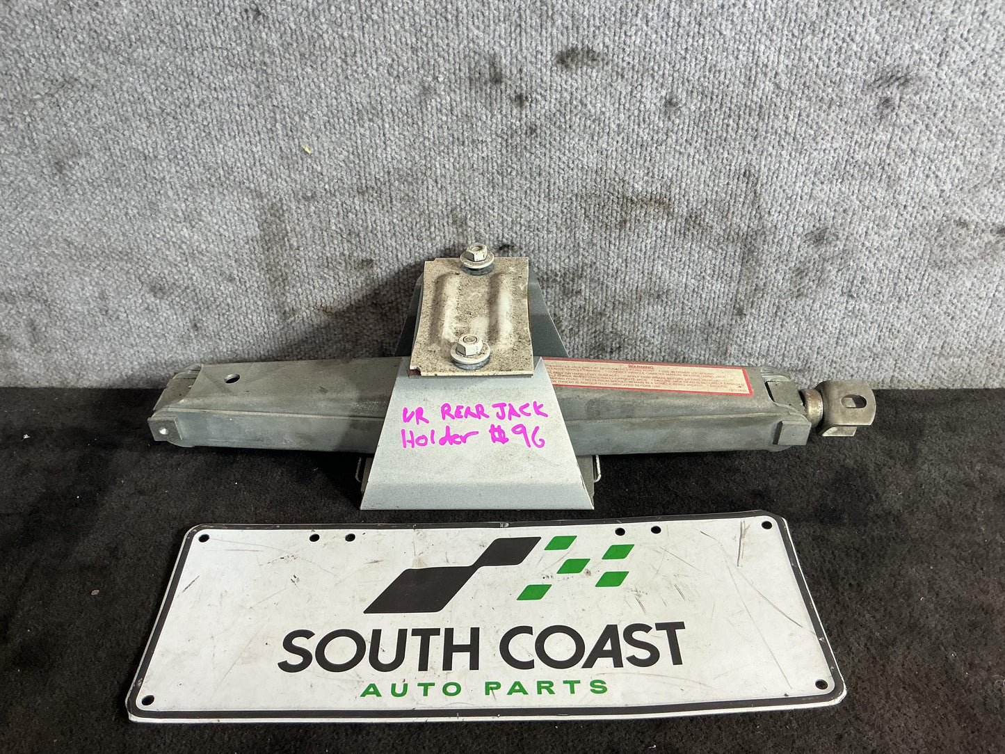 Holden Commodore VR 6H8VRK19HSL781543 Jack/Tool Kit
