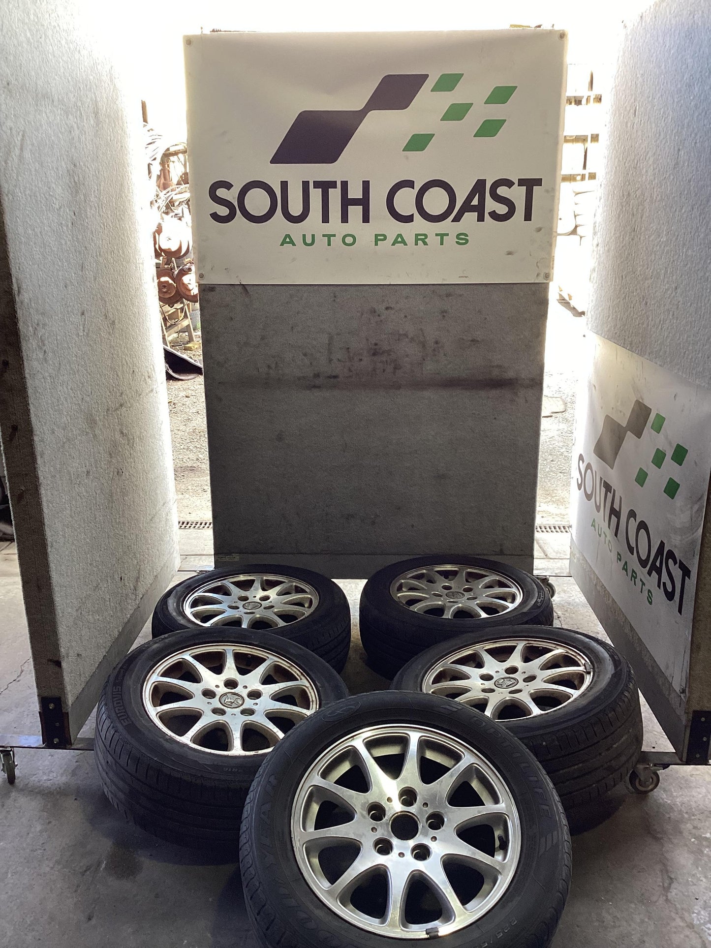 Holden Commodore VY  Wheel Set